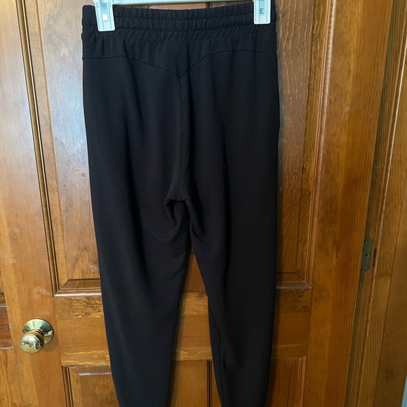 Gymshark pippa joggers - Picture 3 of 6